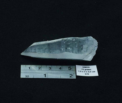 QUARTZ NATURAL CRYSTAL POINT GQ039