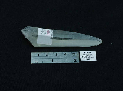 QUARTZ NATURAL CRYSTAL POINT GQ042