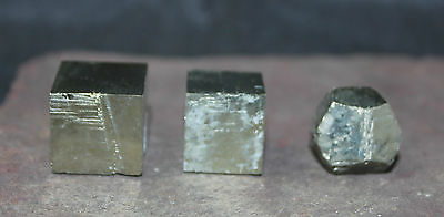 PYRITE CUBES X 2 HEXAGONAL PYRITE X1, La Roja, SPAIN 30g (M165)