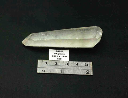 QUARTZ NATURAL CRYSTAL POINT GQ026