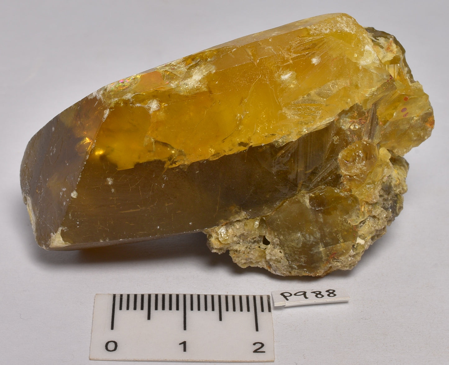 BARITE CRYSTAL IN NATURAL FORM P988