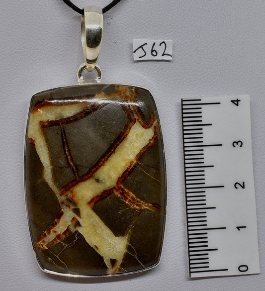 SEPTARIAN NODULE PENDANT J62