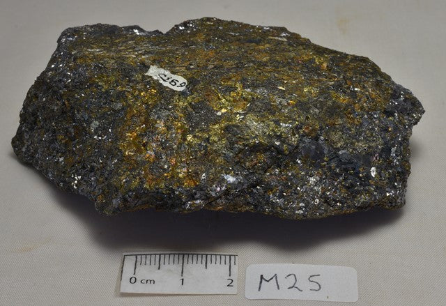 WOLLASTONITE on GALENA, Broken Hill NSW, Australia (M25)