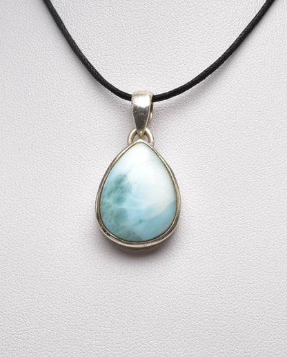 LARIMAR TEAR DROP PENDENT J75