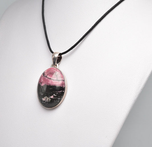 RHODONITE OVAL PENDANT J86