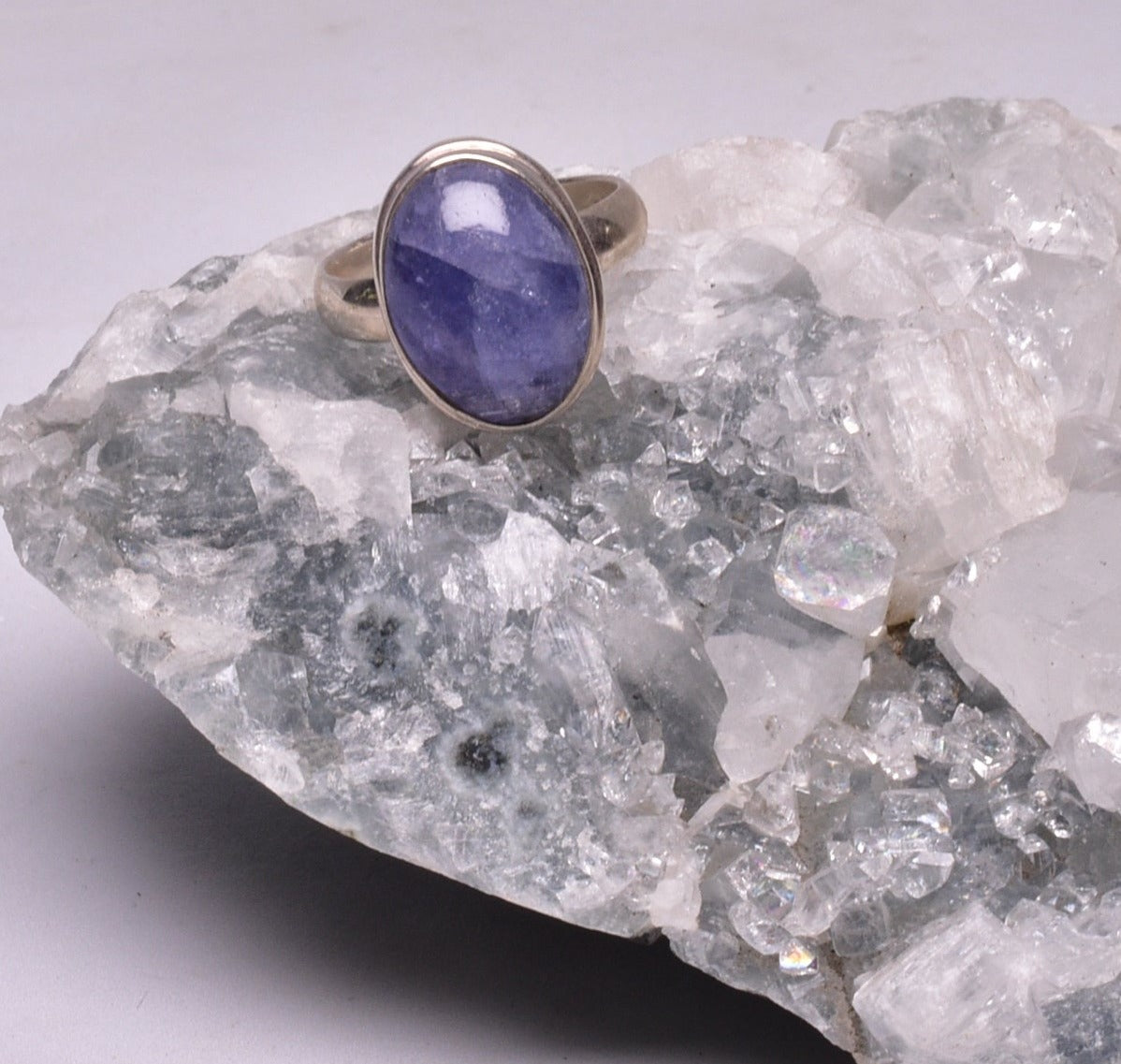 TANZANITE RING J132