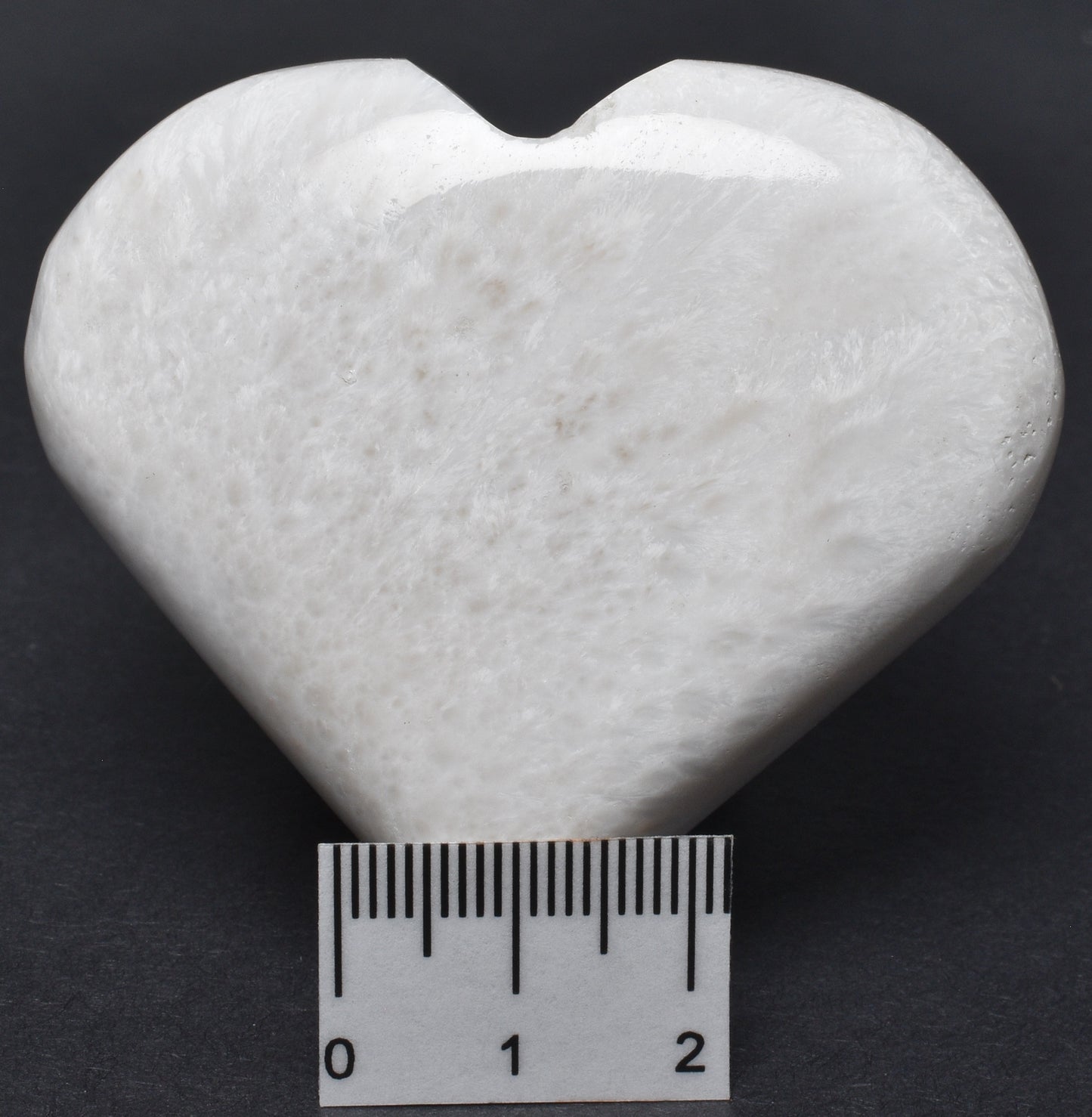 SCOLECITE CRYSTAL HEART P707