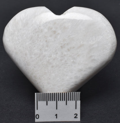 SCOLECITE CRYSTAL HEART P707