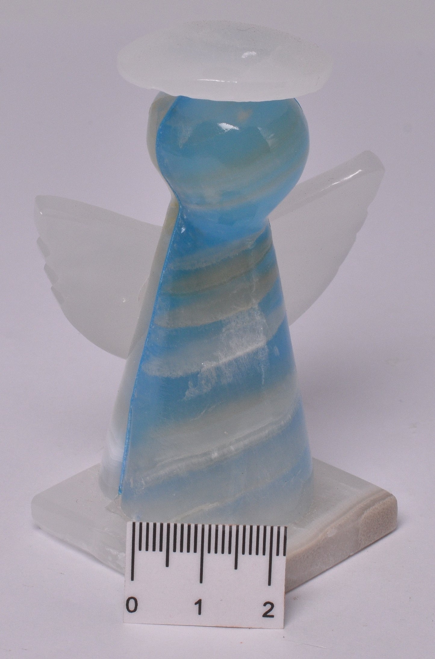 DYED ONYX ANGEL CARVING 7.5 cm P916