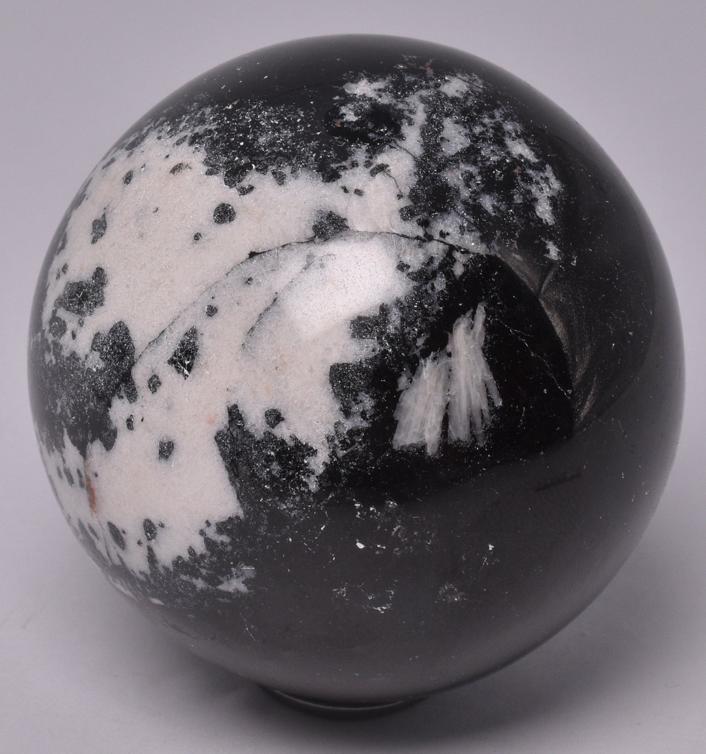 TOURMALINE CRYSTAL SPHERE P915