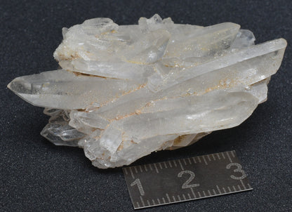 QUARTZ NATURAL CRYSTAL CLUSTER P1066