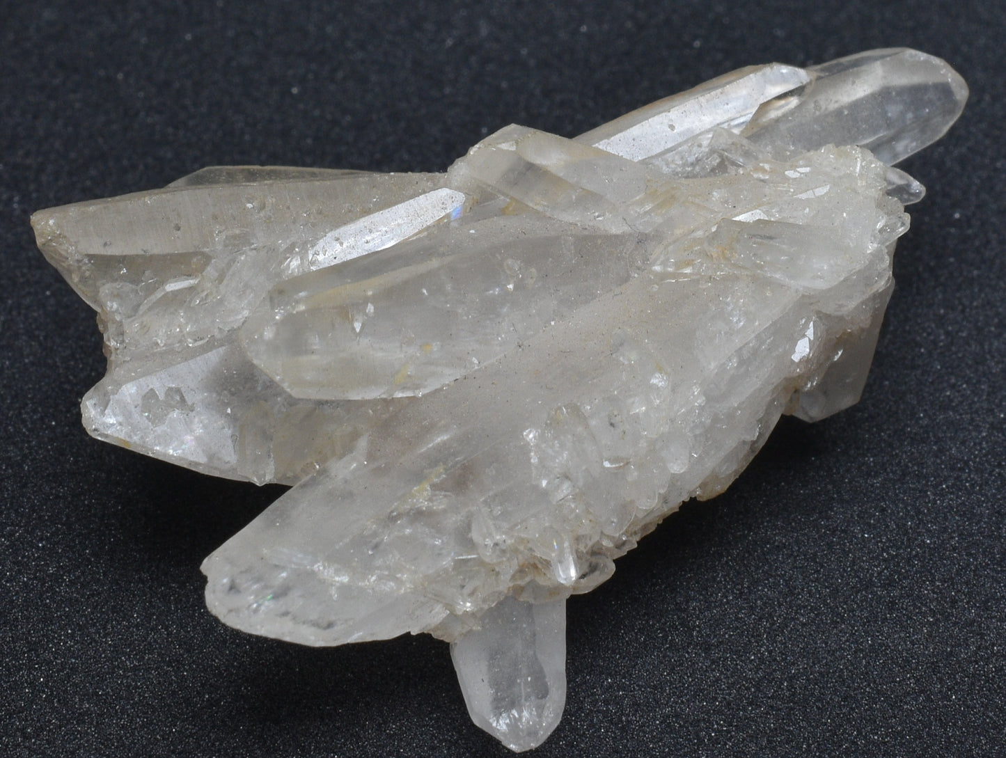 QUARTZ NATURAL CRYSTAL CLUSTER P1066