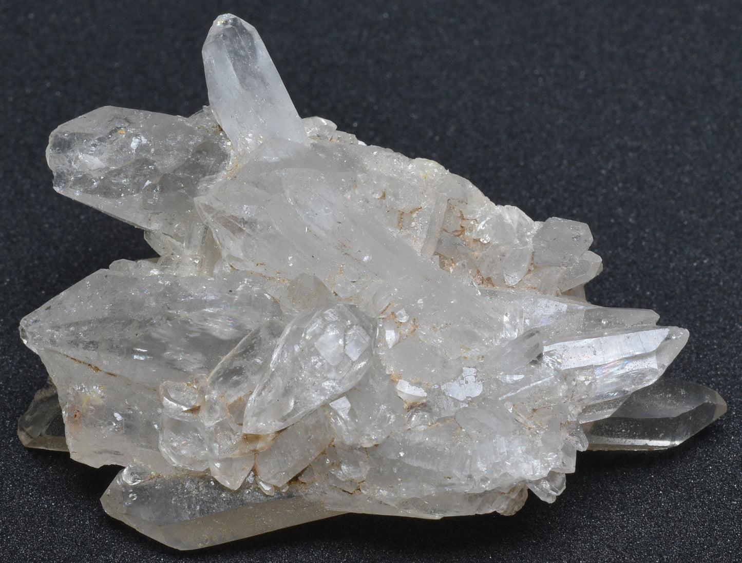 QUARTZ NATURAL CRYSTAL CLUSTER P1066