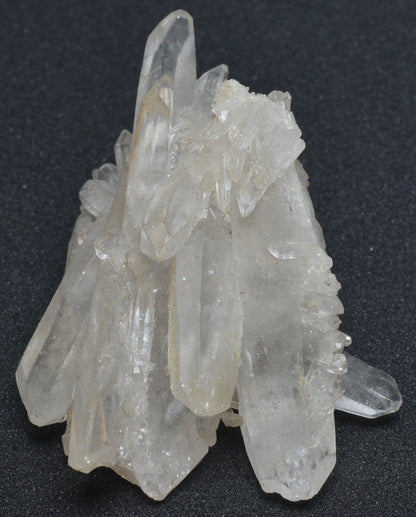 QUARTZ NATURAL CRYSTAL CLUSTER P1066