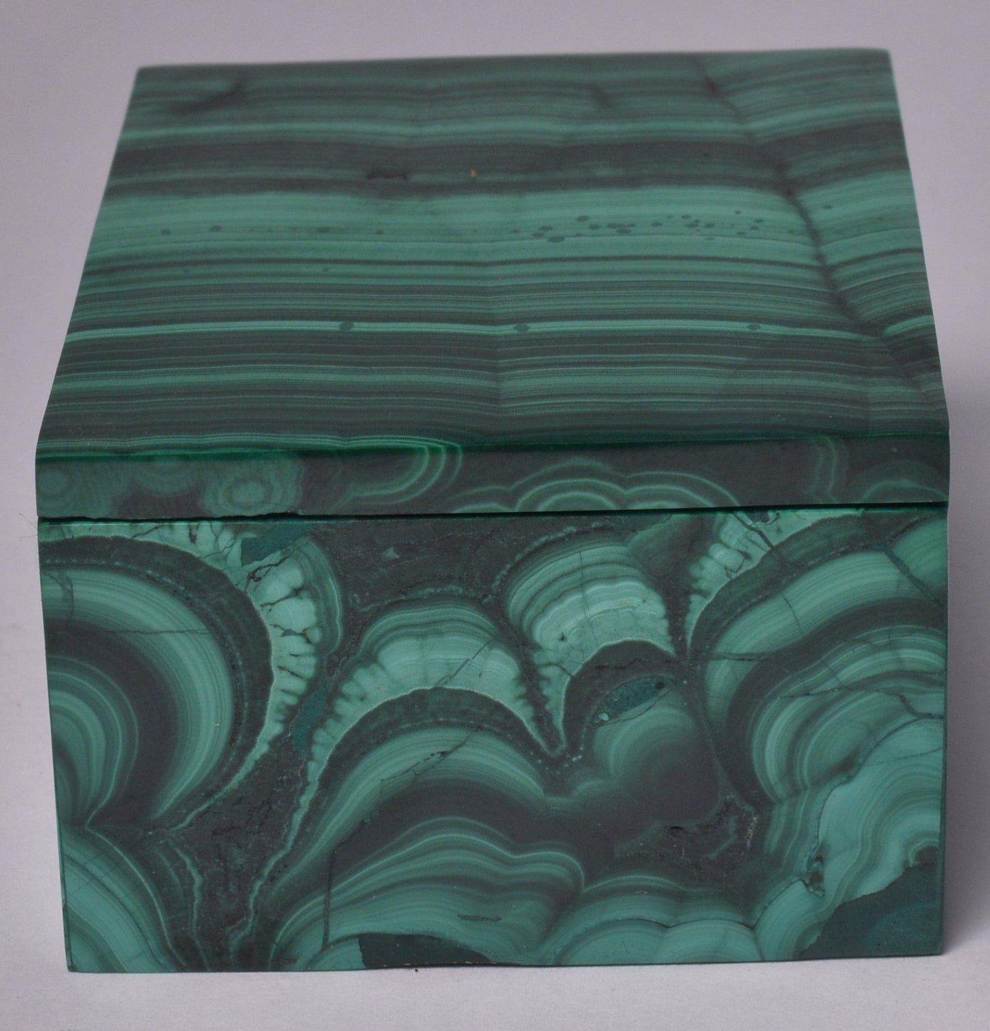 MALACHITE TRINKET BOX P1080