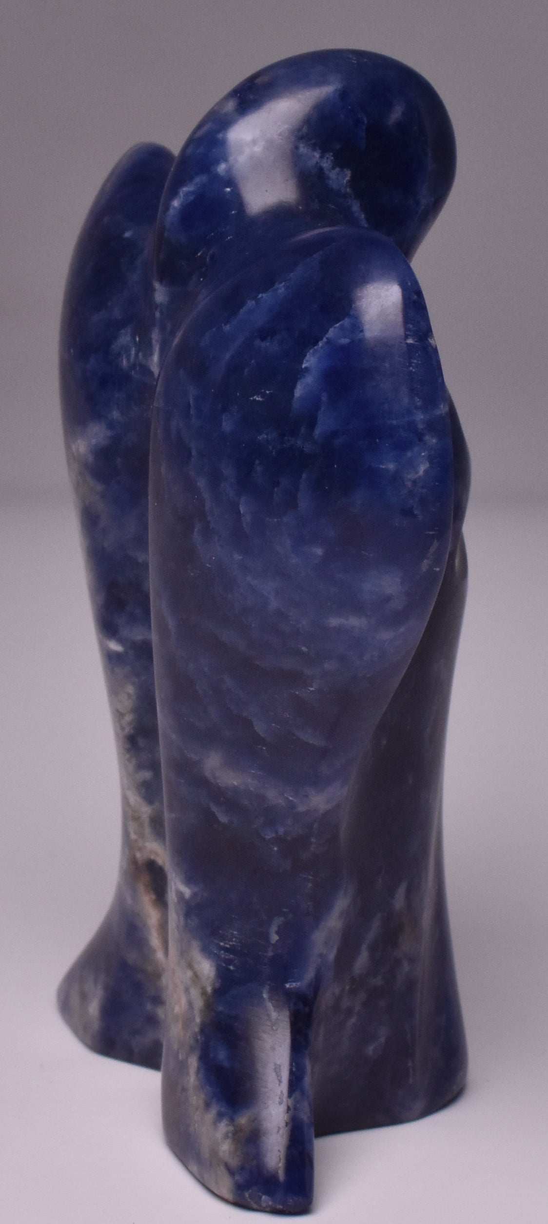 SODALITE ANGEL CARVING 7.5 CM P741