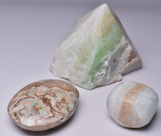 CARIBBEAN CALCITE CARVED SET P509