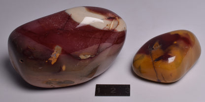 2 x MOOKAITE FREEFORM, WESTERN AUSTRALIA P910