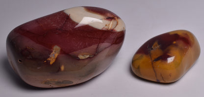 2 x MOOKAITE FREEFORM, WESTERN AUSTRALIA P910