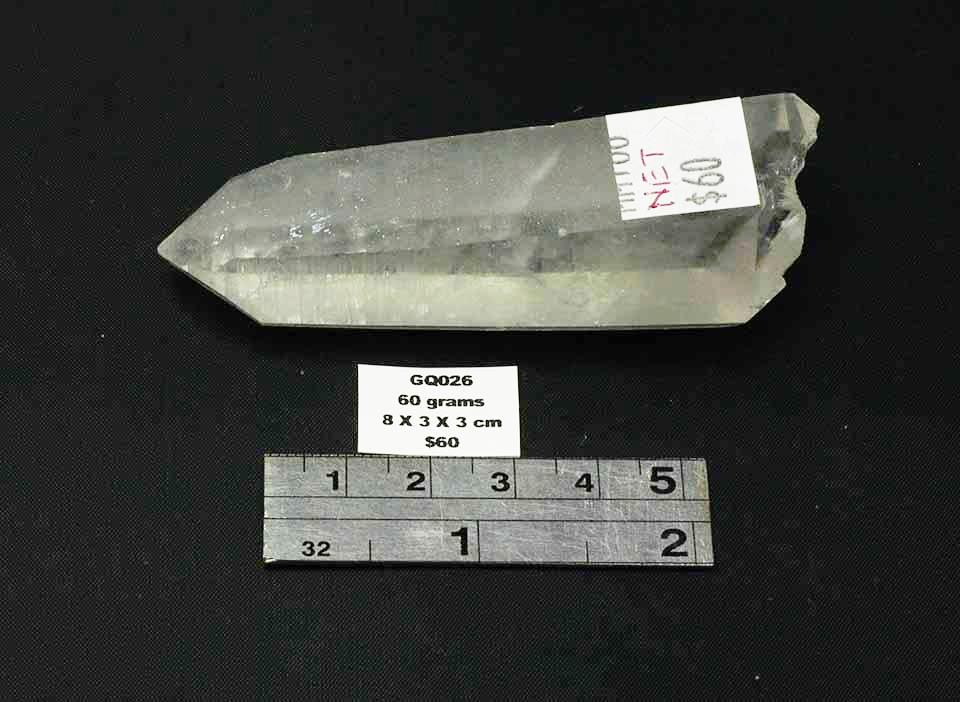 QUARTZ NATURAL CRYSTAL POINT GQ026